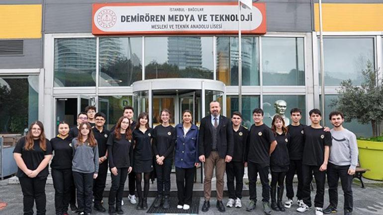 demiroren medya ve teknoloji mtal yeni ogrencilerini bekliyor 3 QHjN4KzW