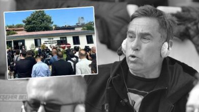 duayen spiker sabri ugana son veda gazeteci meslektaslari yalniz birakmadi GCOftf7K
