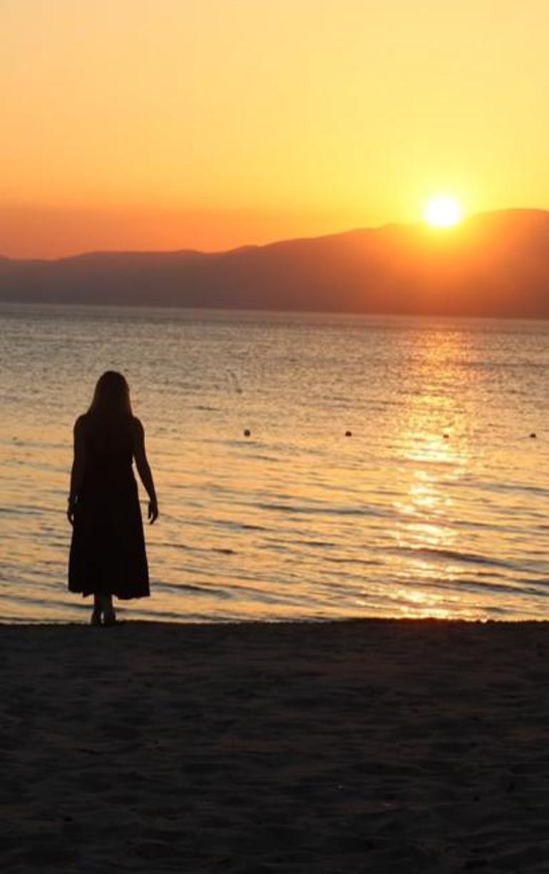 Ege Kökenli'den bebeğini kaybettikten sonra birinci paylaşım: Acı geçmiyor, kabuk tutuyor 2 ege kokenliden bebegini kaybettikten sonra birinci paylasim aci gecmiyor kabuk tutuyor 0 LdZVPb7p