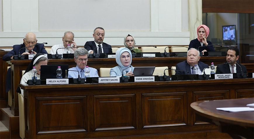 Emine Erdoğan’dan ‘Kardeşlik Temelli İktisat: Etik Çok Taraflılık’ konferansına ait paylaşım