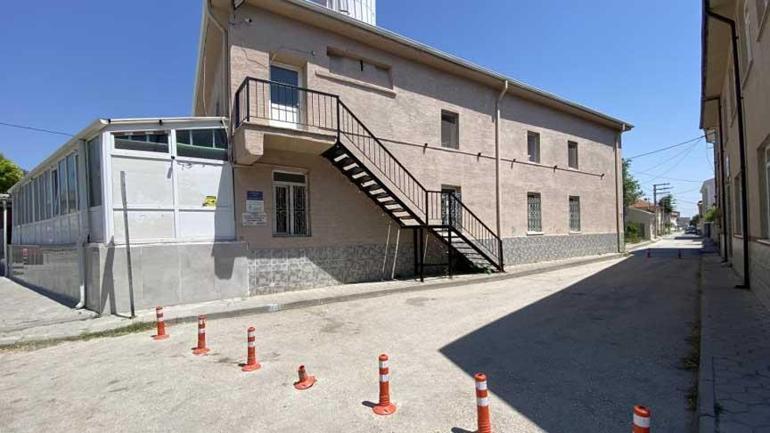 En tartışmalı sokağı! UKOME kararıyla kapatıldı 2 en tartismali sokagi ukome karariyla kapatildi 0 6NTj1jBs