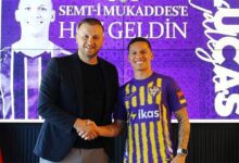 eyupspora brezilyali sag bek 1 yili opsiyonlu 3 yillik mukavele IXLys6pp