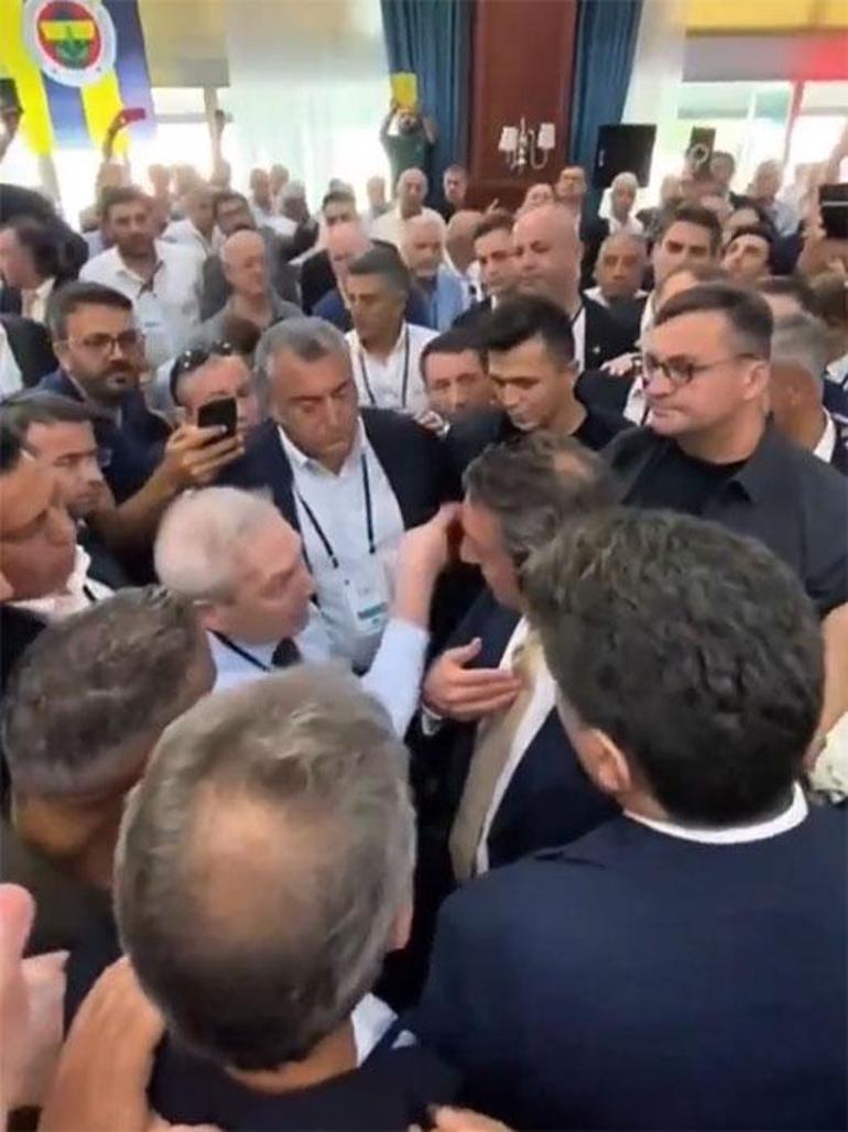 Fenerbahçe Divan Konseyi'nde tartışma! Lider Ali Koç'tan müdahale 3 fenerbahce divan konseyinde tartisma lider ali koctan mudahale 1 pJWlyQFq
