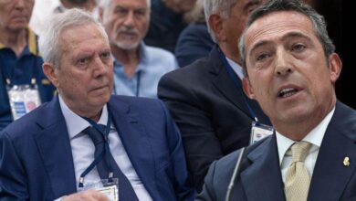 fenerbahce divan toplantisinda lider ali koc 2 transferi duyurdu aziz yildirimdan borc ve ibra wqvH42pp