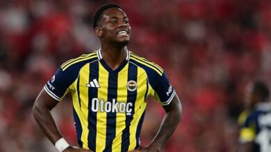 fenerbahcede jhon duran benfica macinda sonradan girdi EXDdZ8t4