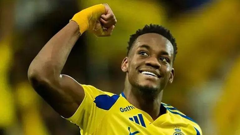 Fenerbahçe'den ikili transfer bombası! Forma lansmanında büyük sürpriz 2 fenerbahceden ikili transfer bombasi forma lansmaninda buyuk surpriz 0 GbjZsDvi
