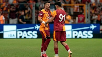 galatasarayli taraftarlardan osimhen cagrisi arda unyaya ilgi ctZctIAO