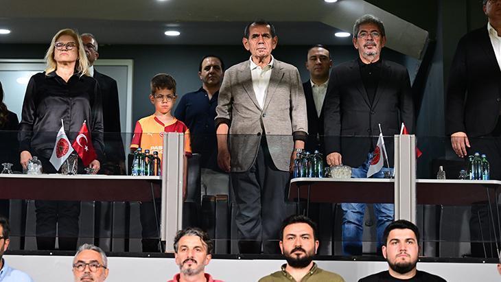 Galatasaraylı taraftarlardan Victor Osimhen çağrısı! 1 galatasarayli taraftarlardan victor osimhen cagrisi BMNNqrgr