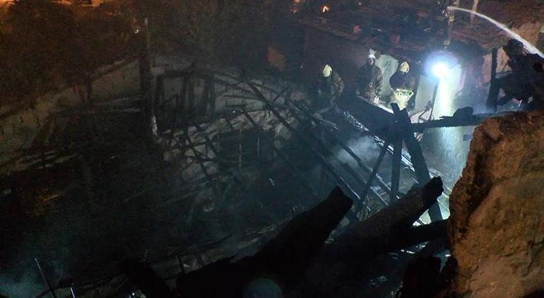 gaziosmanpasada 4 gecekondu alev alev yandi 1 z6MHrUPU