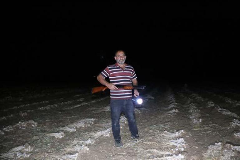 gece gunduz kamerayla izleyip nobet tutuyor cok masraf yaptik 2 GJJJkYcO