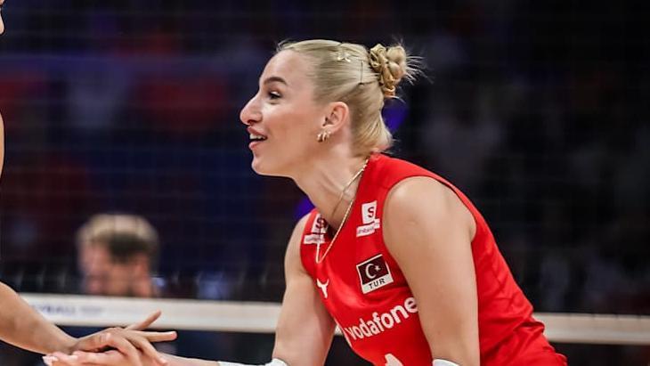 Gizem Örge: Çekya bize voleyboldaki sabrın dersini verdi! 1 gizem orge cekya bize voleyboldaki sabrin dersini verdi 2W85bGDk