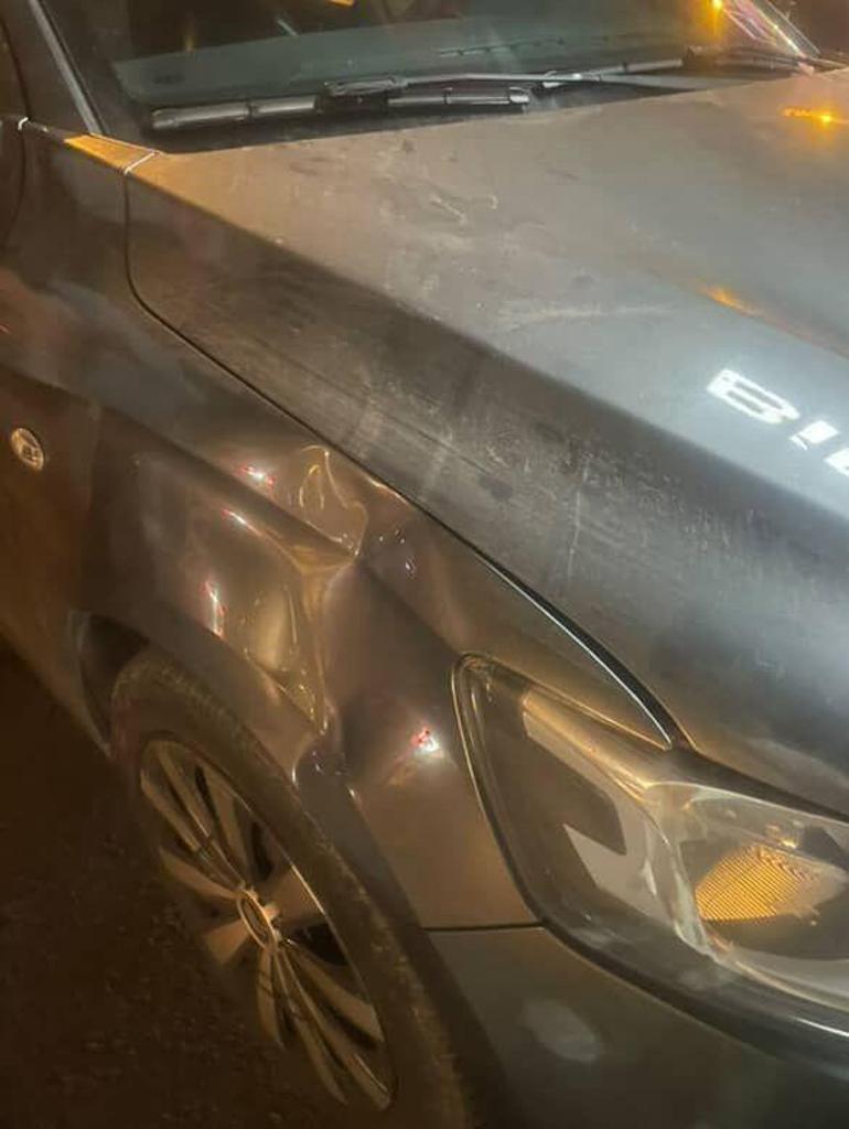 Güngören’de yol verme hengamesi: Şoför camı yumruklayarak parçaladı 6 gungorende yol verme hengamesi sofor cami yumruklayarak parcaladi 4 7YJLMmYq