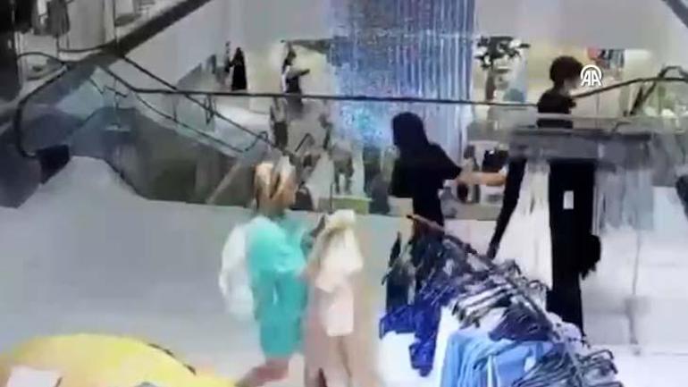İngiliz komedyen İstanbul'da mağazadan kıyafet çaldığı savıyla yakalandı! 2 ingiliz komedyen istanbulda magazadan kiyafet caldigi saviyla yakalandi 0