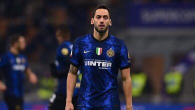 inter kaptani martinezden hakan calhanogluna gitmek isteyen sarfiyat AafIFOm2