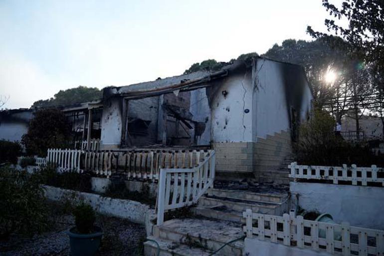 izmir antalya manisa yangin bolgesinden yurek yakan goruntuler tekerlekli sandalyedeki yasli adam son anda TZsKQYl4