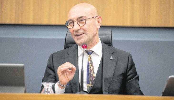 izmirde operasyon soyer de gozaltinda XfUp62ME
