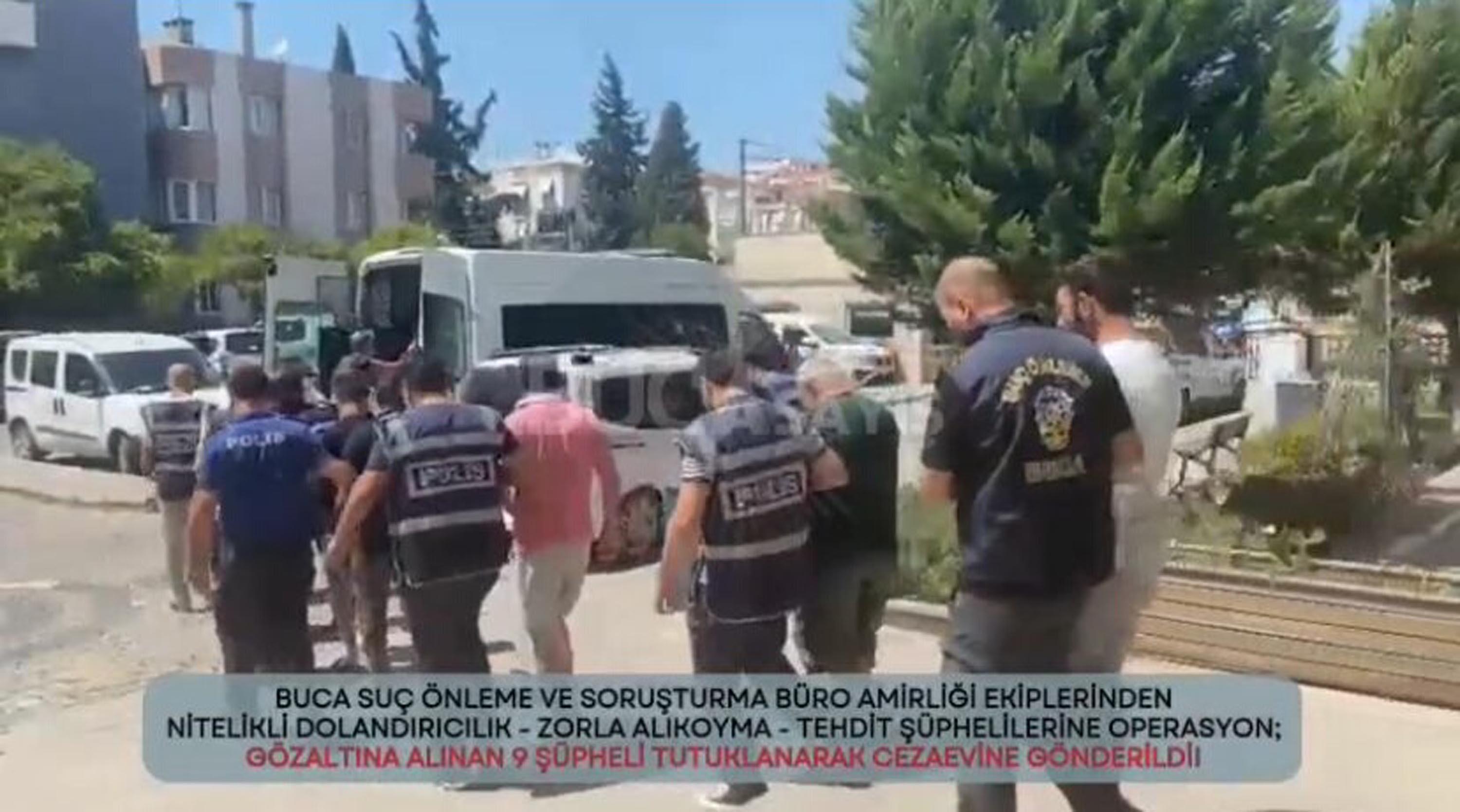 İzmir’deki sahtecilik olayında mağdurlar da dolandırıcılar da mahpusa girdi 4 izmirdeki sahtecilik olayinda magdurlar da dolandiricilar da mahpusa girdi 2 aed4pMJ1