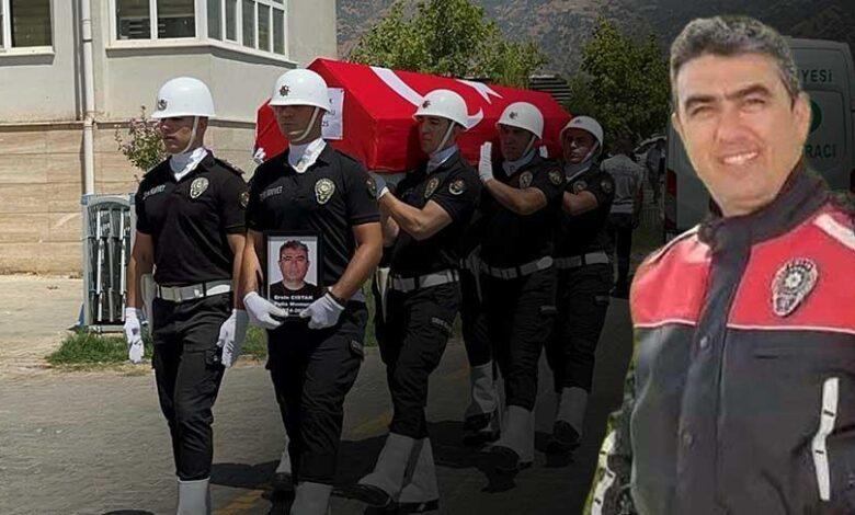 Kalp krizinden ölen polis memuru için vazife yaptığı Aydın'da merasim 1 kalp krizinden olen polis memuru icin vazife yaptigi aydinda merasim MRO8P3jg