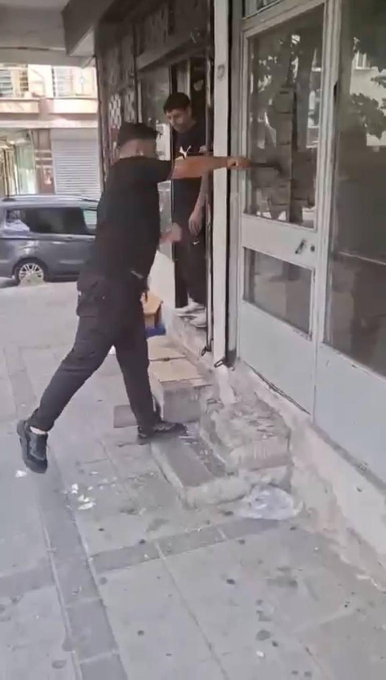 Kaybolan telefonunu sinyalden buldu! Aygıtın bulunduğu iş yerinin camını kırarak geri aldı 2 kaybolan telefonunu sinyalden buldu aygitin bulundugu is yerinin camini kirarak geri aldi 0 CpqnjsEW