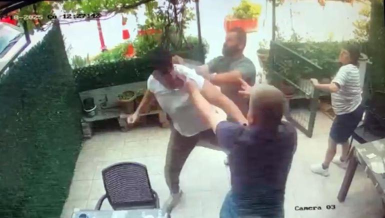 kiz arkadasina yanilgili park uyarisi yapan esnafi yumruklayarak hastanelik etti 0 HKnCEUWG