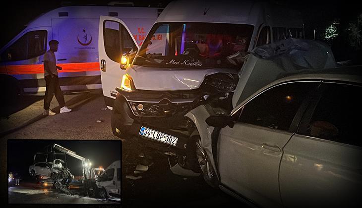 Kocaeli'de feci kaza! Servis minibüsü ile araba çarpıştı; 10 yaralı 1 kocaelide feci kaza servis minibusu ile araba carpisti 10 yarali gi1Y65Fe