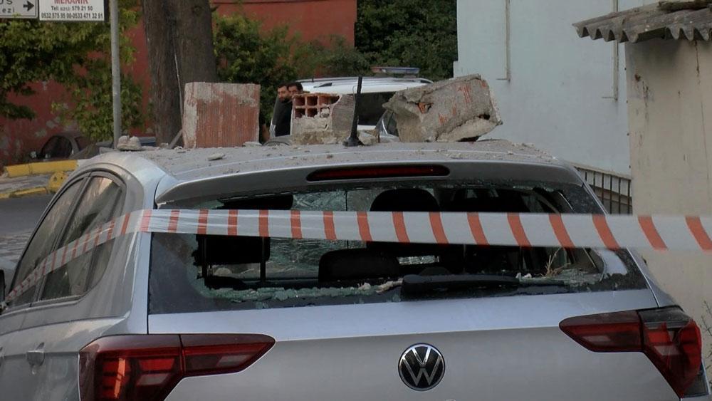 kucukcekmecede balkonu coken bina tahliye edildi 1 KKLgGRJB