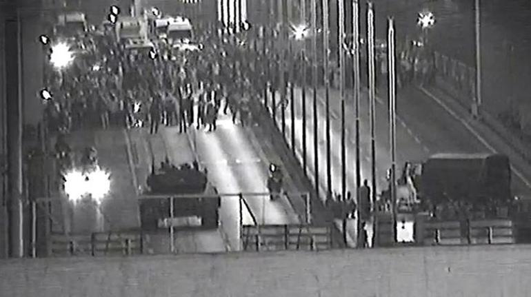 Milletin zaferi! Hain darbe teşebbüsünün üzerinden 9 yıl geçti 3 milletin zaferi hain darbe tesebbusunun uzerinden 9 yil gecti 1 C9DpbVtU