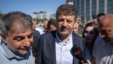 misyondan uzaklastirilan adiyaman belediye baskani abdurrahman tutderenin ev mahpusu kaldirildi T6sI9z3b
