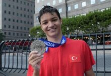 nevzat arda agir manhattan parkurunda en genc turk yuzucu oldu HzlpbdhH