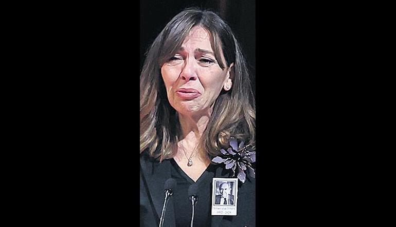 Öymen’in cenaze merasimi siyasetin tüm renklerini buluşturdu! ‘Altan Abi’ye veda 2 oymenin cenaze merasimi siyasetin tum renklerini bulusturdu altan abiye veda 0 8A5zngac