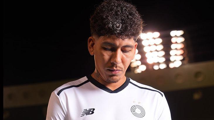 Roberto Firmino transferi resmen açıklandı! 2 yıllık imza 1 roberto firmino transferi resmen aciklandi 2 yillik imza Hv6lWzTN