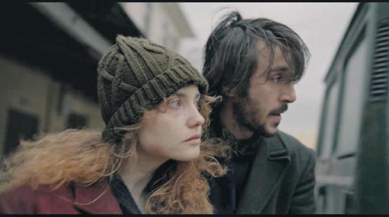 ‘Şiirsel’ bir zombi sineması 2 siirsel bir zombi sinemasi 0 qQQ6pAju