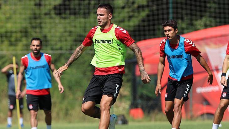 Sivasspor'da Rey Manaj'ın yeni adresi aşikâr oluyor! 1 sivassporda rey manajin yeni adresi asik r oluyor zEBf75ID