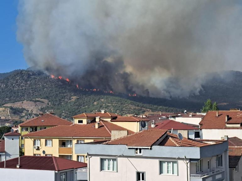 Son dakika... Bilecik'te denetim altına alınan yangın tekrar alevlendi 2 son dakika bilecikte denetim altina alinan yangin tekrar alevlendi 0 pJAOY4SG