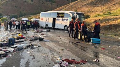 son dakika sivasta feci kaza yolcu otobusu devrildi 3 meyyit 24 yarali q3sibD41