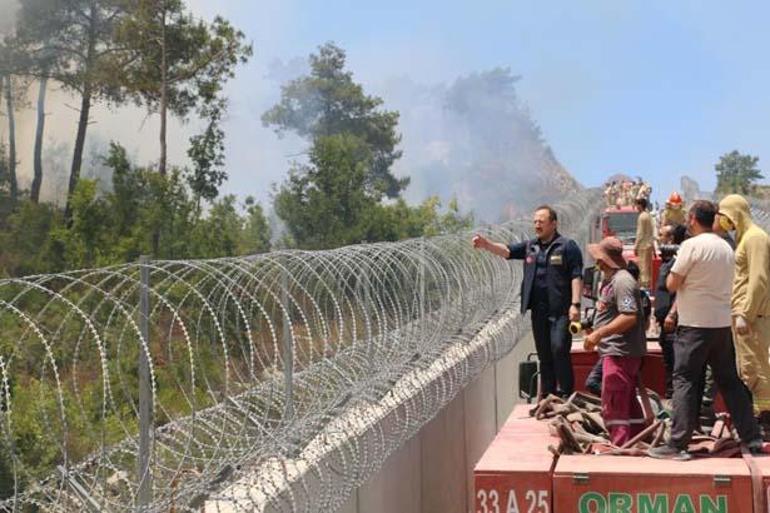 Suriye hududunda orman yangınına müdahale sürüyor! Gruplar tayakkuzda 2 suriye hududunda orman yanginina mudahale suruyor gruplar tayakkuzda 0 C6Nua6hD