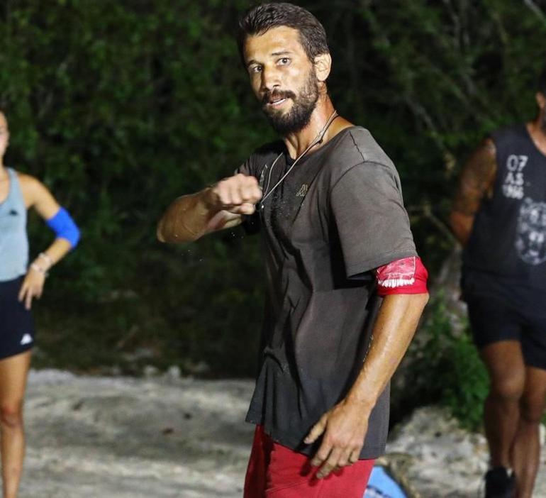 Survivor bitti tartışmalar bitmedi! Eski dostlar Sabriye Şengül ve Adem Kılıççı birbirine girdi 4 survivor bitti tartismalar bitmedi eski dostlar sabriye sengul ve adem kilicci birbirine girdi 2 PJlELv2a