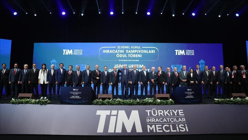 TİM İhracatın Şampiyonları Ödül Merasimi gerçekleştirildi