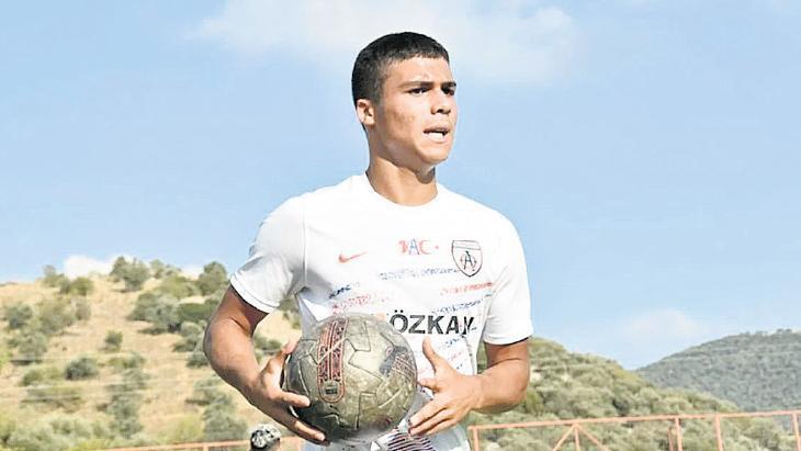 Trabzonspor anlaşmıştı! Mustafa Duru'yu Galatasaray kaptı 1 trabzonspor anlasmisti mustafa duruyu galatasaray kapti JBT8Pku7