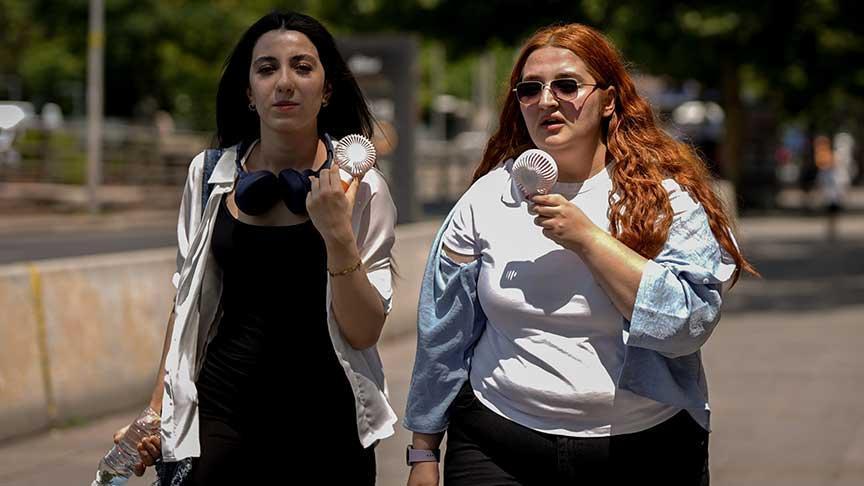 Türkiye kavruluyor: 23 vilayet 40 dereceyi aştı