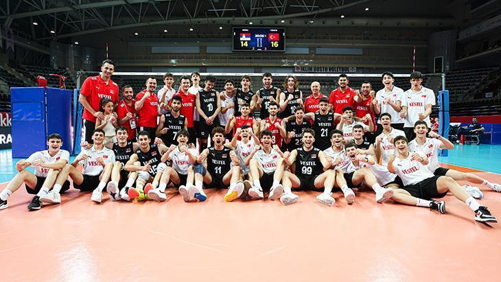 U22 Erkek Ulusal Voleybol Grubu, Sırbistan'a takılmadı! 1 u22 erkek ulusal voleybol grubu sirbistana takilmadi XUgbX2JG