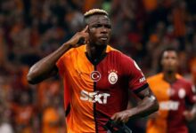victor osimhen galatasaray icin istanbula geliyor dev transferde tum evraklar imzalandi wk2U9a8a