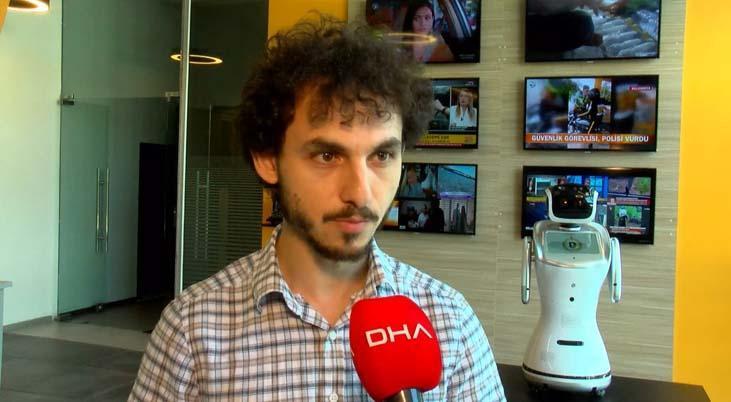 Yapay zeka eğitimi veren Türkiye'de birinci ve tek okul! Demirören Medya ve Teknoloji MTAL'de robotla tanıtım 4 yapay zeka egitimi veren turkiyede birinci ve tek okul demiroren medya ve teknoloji mtalde 9vI6srB8