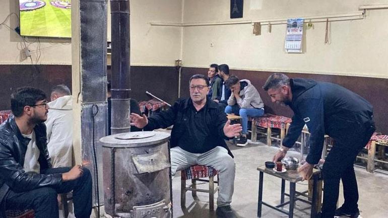 yazin ortasinda sasirtan manzara herkes denize giriyor biz isitmaya calisiyoruz 0 cLu6pbzP
