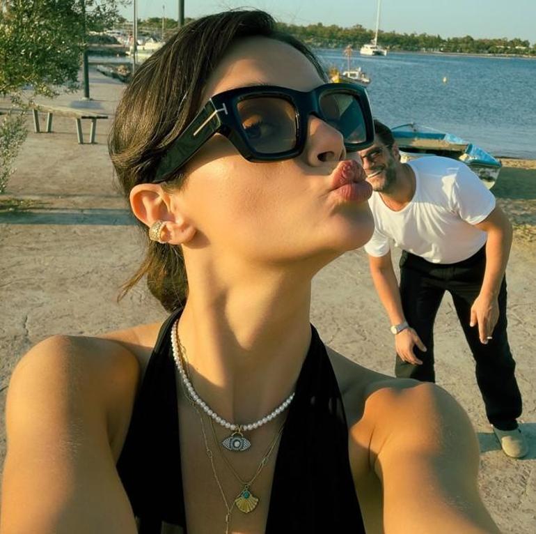 Yunanistan tatilinde romantik anlar! Sinem Ünsal ve sevgilisi Berk Cankat'tan yeni kareler 4 yunanistan tatilinde romantik anlar sinem unsal ve sevgilisi berk cankattan yeni kareler 2 jJpqwvMC