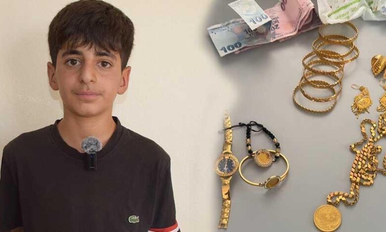 14 yaşındaki Ömer çöpte servet buldu! ‘Altınları görünce çok şaşırdım’ 1 14 yasindaki omer copte servet buldu altinlari gorunce cok sasirdim 12T8seMs