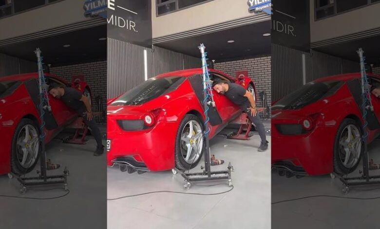17 milyonluk ferrariyle kaza yapti kisa muddet evvel yaptigi paylasim gundem oldu TGFZXdvA