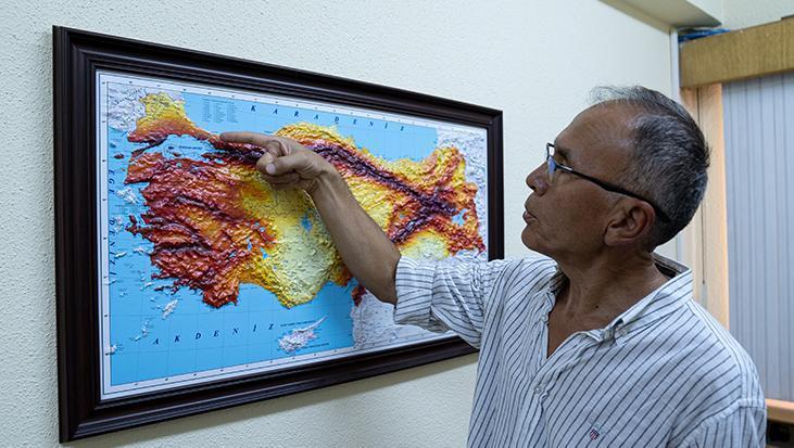 26 yilda 448 bin deprem istanbul uyarisi gemlik korfezinden gecen fay cizgisi uzun muddettir NtF3wnrL