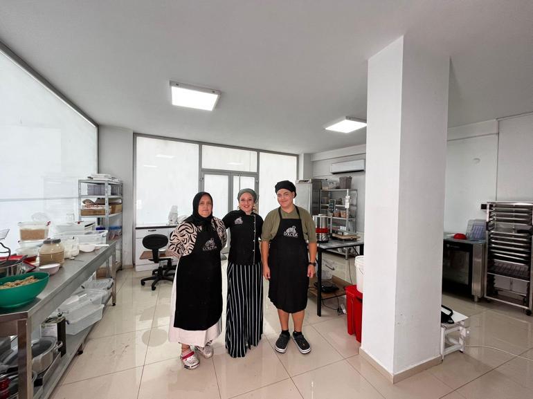 8 ceyrek altinla mum isiginda cikolata batariz sandilar bu isin isvereni olduk 6 6iRf7wg4