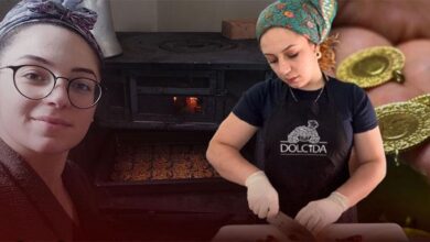 8 ceyrek altinla mum isiginda cikolata batariz sandilar bu isin isvereni olduk ROddI3lw